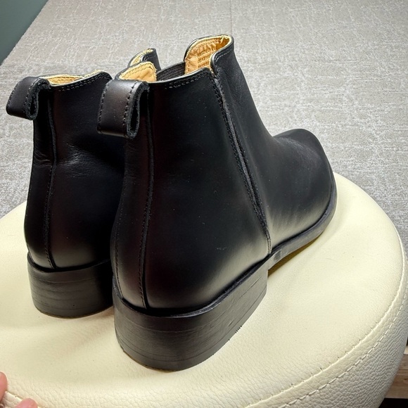 Nisolo Eva Everyday Chelsea Black Leather Pull On Boot Womens Size 8 - Picture 4 of 9